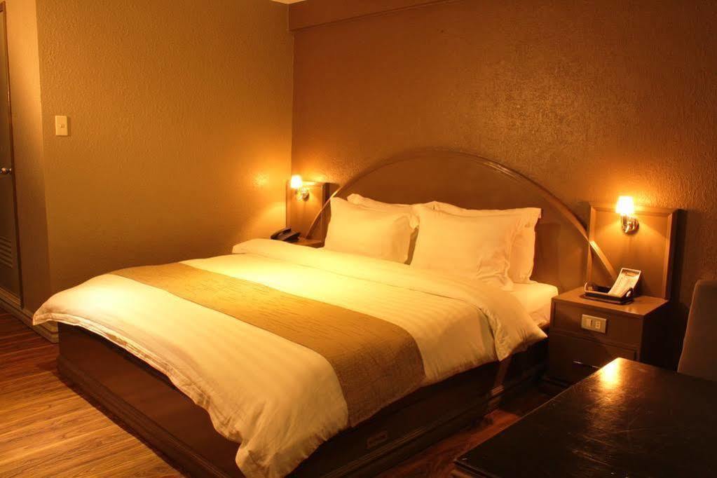 Swagman Hotel Manilla Buitenkant foto
