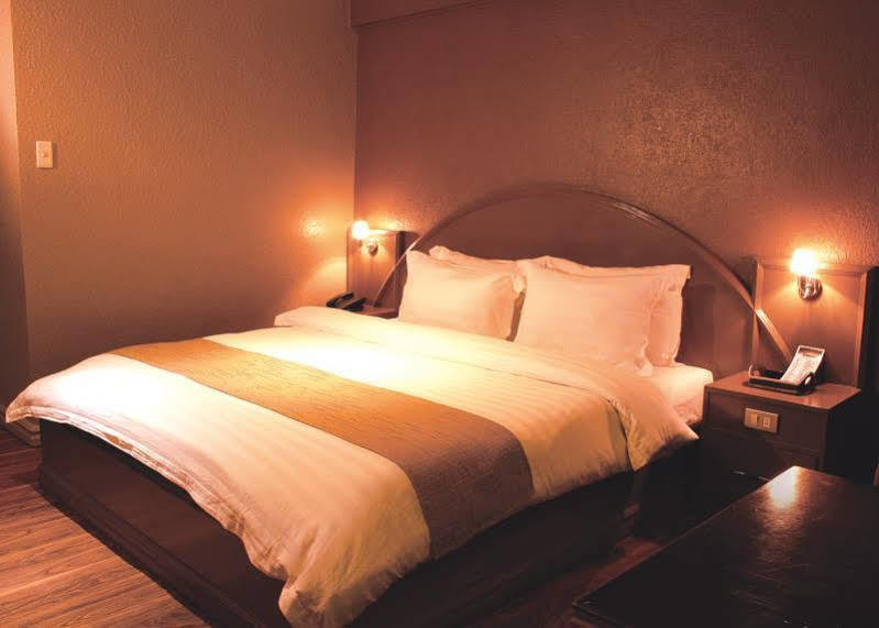 Swagman Hotel Manilla Buitenkant foto