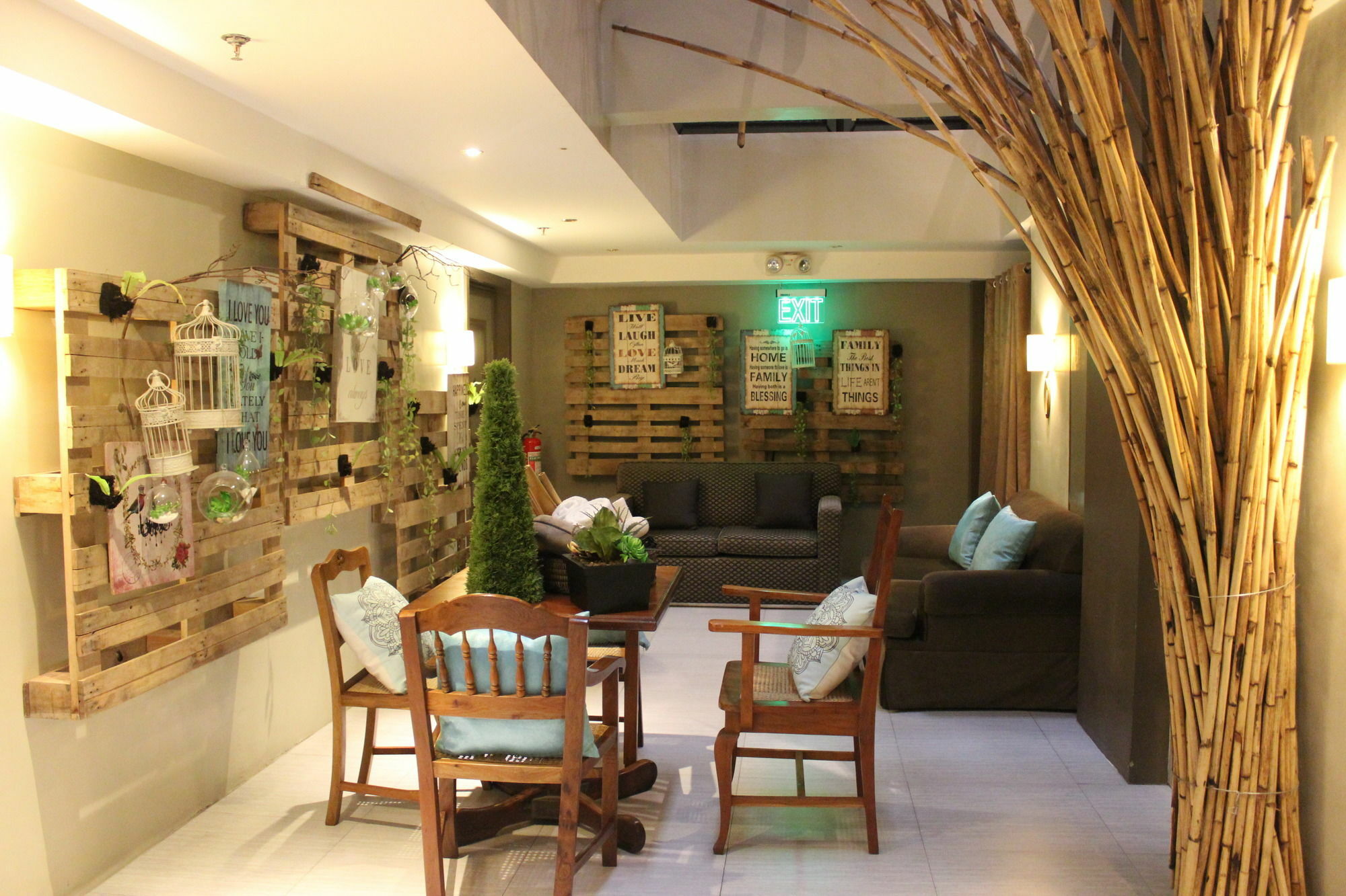 Swagman Hotel Manilla Buitenkant foto